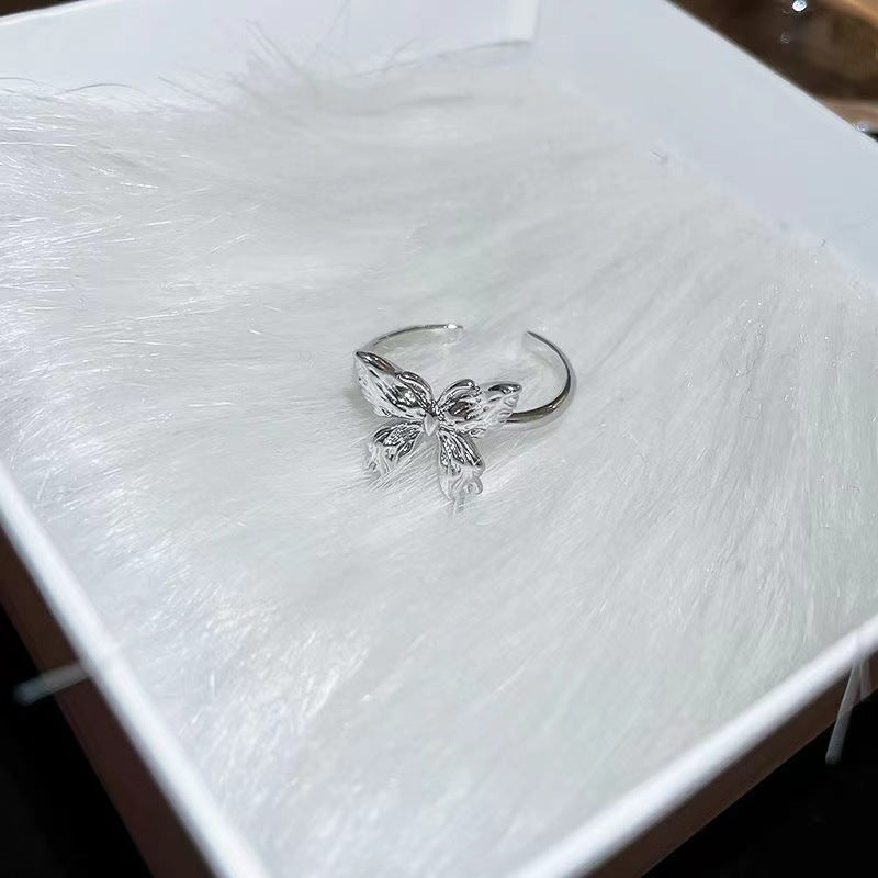 Women's Niche Design Pleated Cold Wind Dark Ring